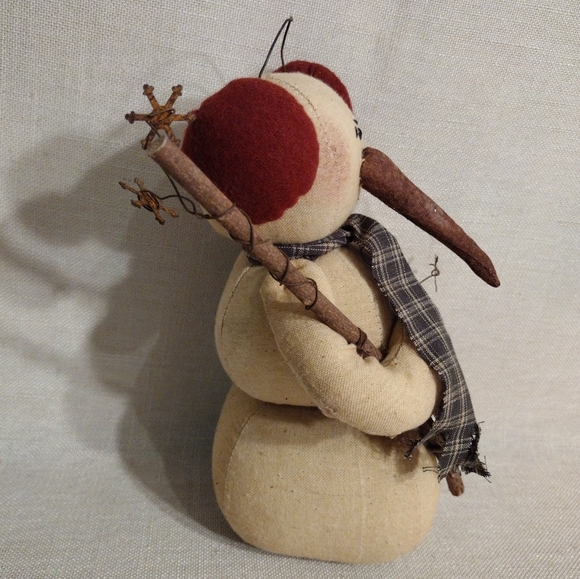Honey & Me Primitive Snowman / Red Earmuffs - Picture 3 of 7